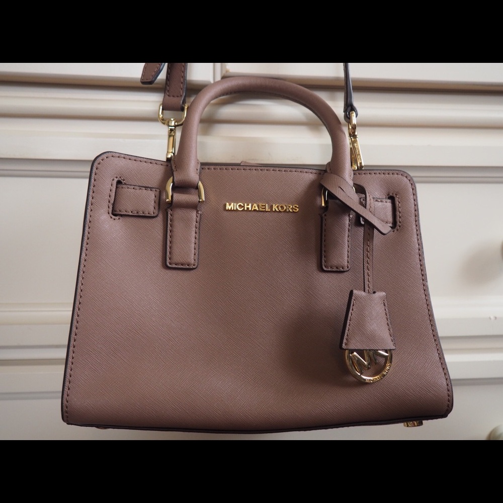 Michael kors satchel in mauve